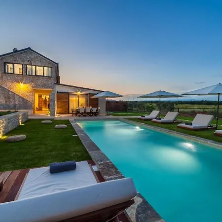 Royal With Heated Pool