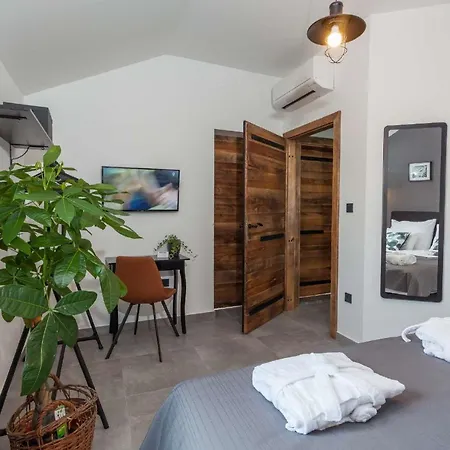 Villa Royal With Heated Pool Biograd Na Moru