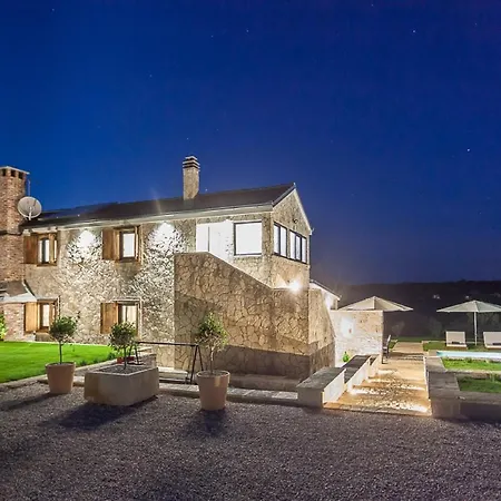 Villa Royal With Heated Pool *
