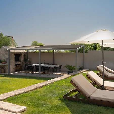 Royal With Heated Pool Villa Biograd Na Moru