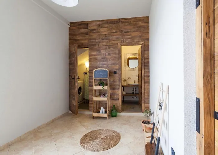 Royal With Heated Pool Vila Opatijski Torovi