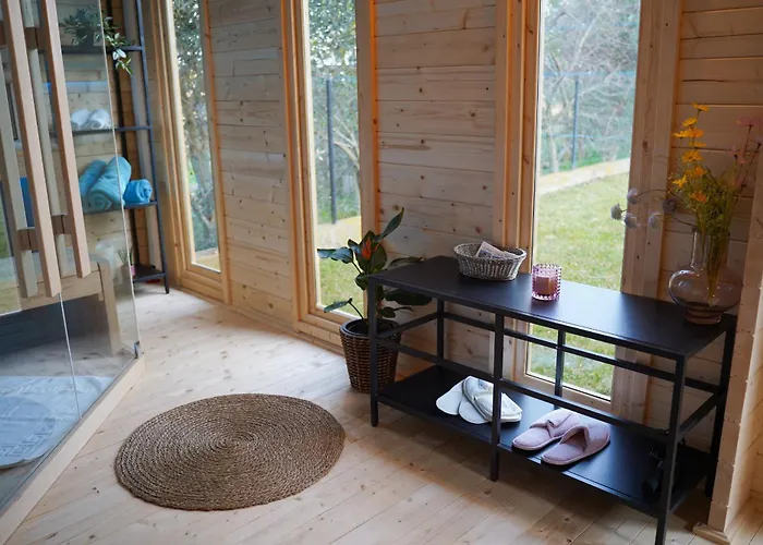 Royal With Heated Pool Vila