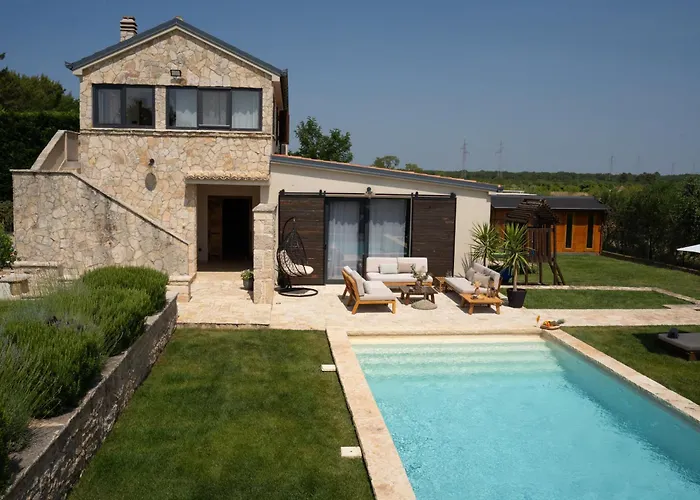 Royal With Heated Pool
