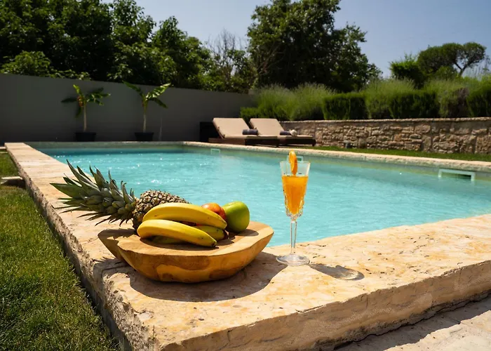 Royal With Heated Pool *